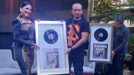 Dianna Dee Starlight merilis single baru berjudul Dimana Jodohku. (Istimewa)